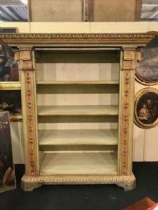 Livraria antiga lacada a giorno - Restaurada_car 1735